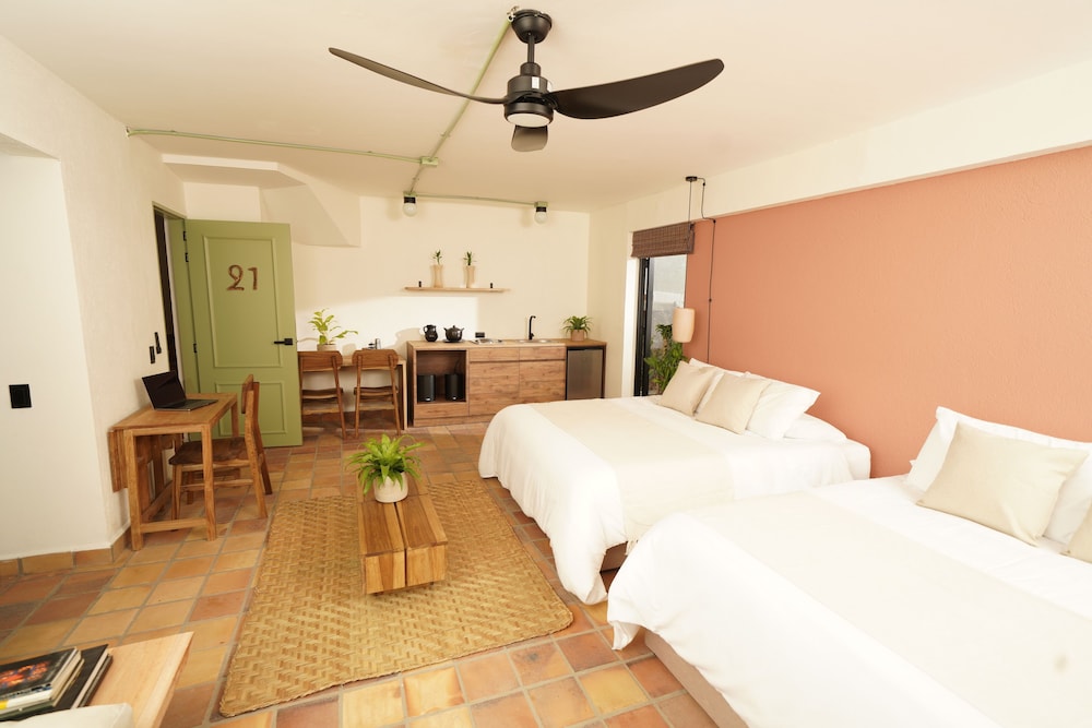 Family Suite - Photo 4