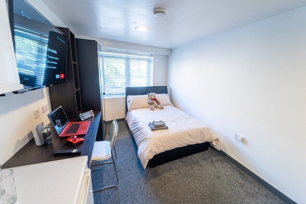 Standard Studio, Ensuite (Studio 3) - Photo 6