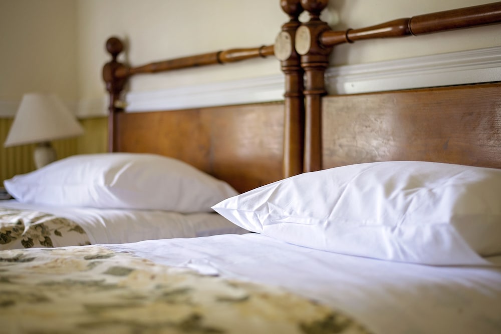 Historic Ensuite Turner Homestead photo 1