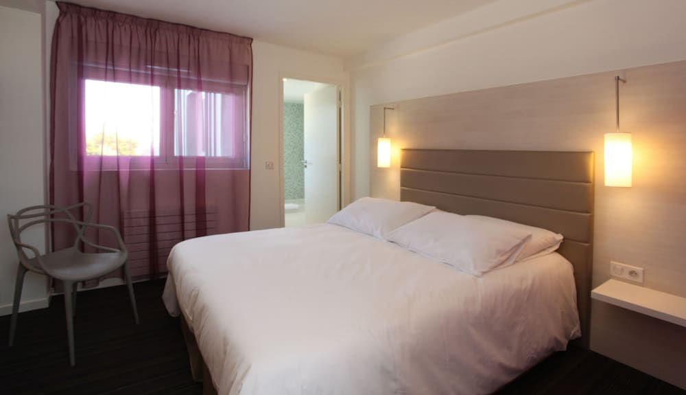 Standard Double Room, 1 Double Bed photo 3