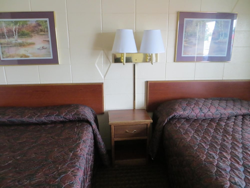 Standard Room, 2 Double Beds, Smoking photo 1