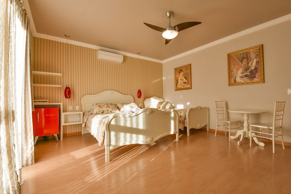 Suite Luxo Superior Quadrupla