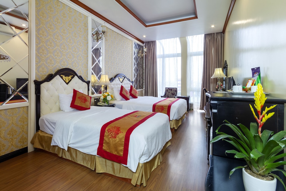 Panoramic Double or Twin Room, City View photo 3