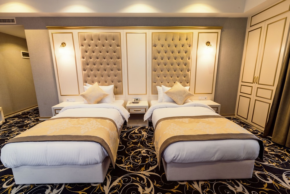 Standard Twin Room photo 2