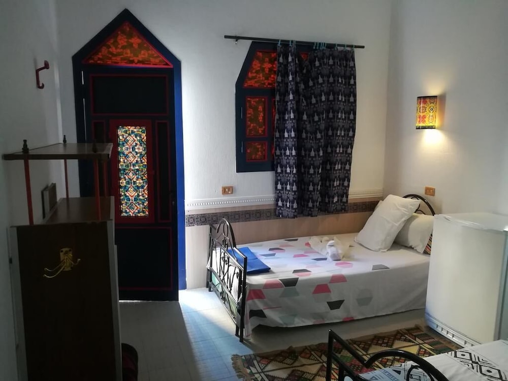 Twin Room, Pool View photo 2