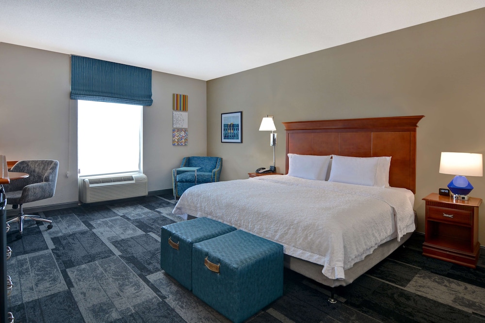 Room, 1 King Bed, Accessible, Non Smoking - Photo 2