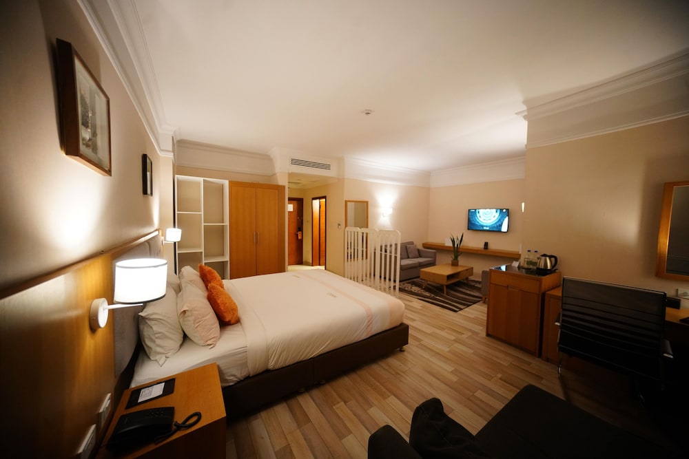 Junior Suite - Photo 11