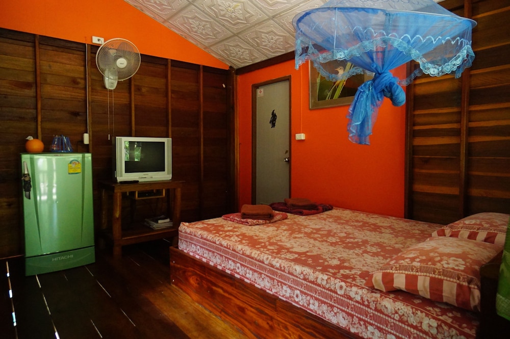 Fan Bungalow