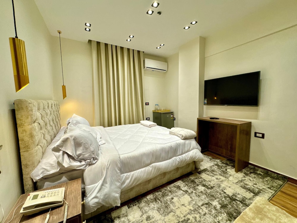 Deluxe Double Room photo 2