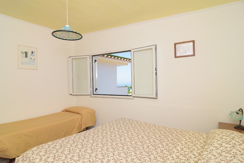 Triple Room - Photo 6