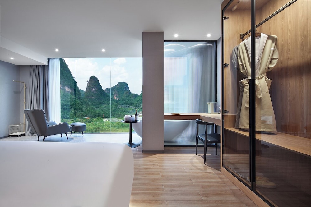 Standard Twin Room photo 3