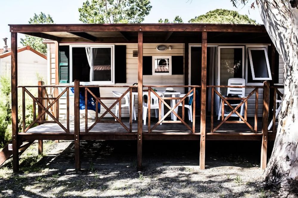 Standard Mobile Home photo 2