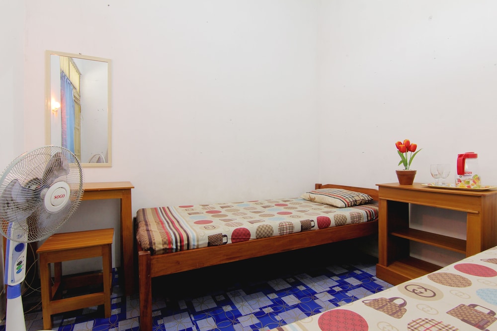 Standard Room - Photo 13