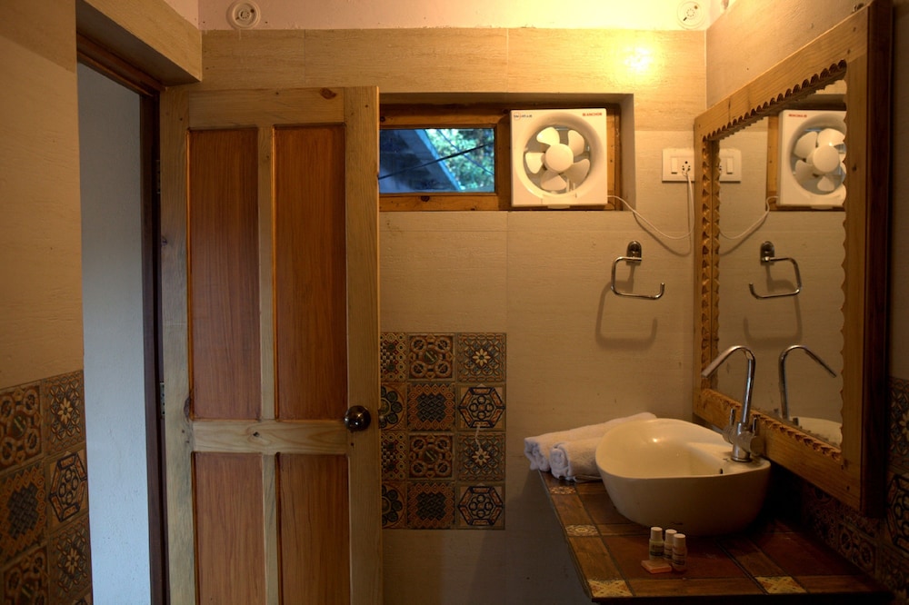 Himalaya Facing Room photo 2