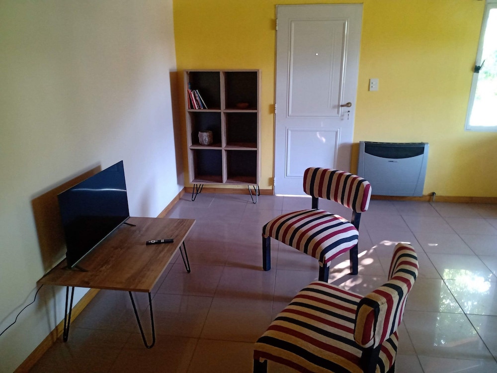Apartment photo 2