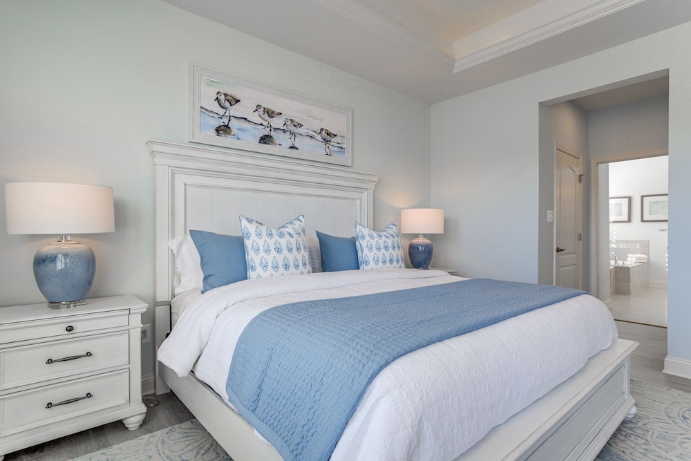 House (4 Bedrooms) photo 2