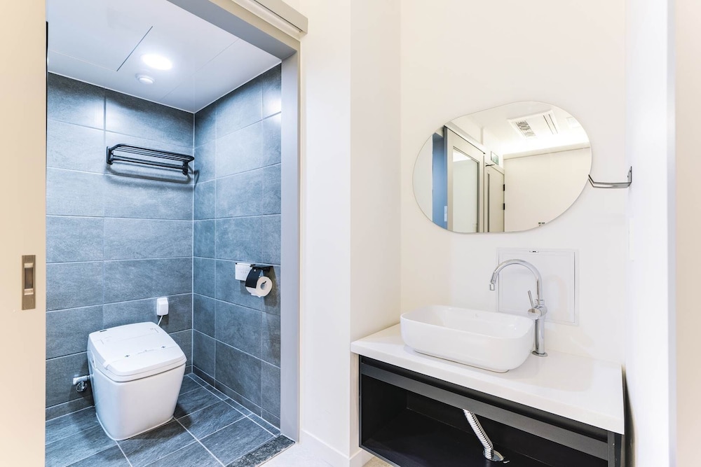 Premium Double Room - Photo 6