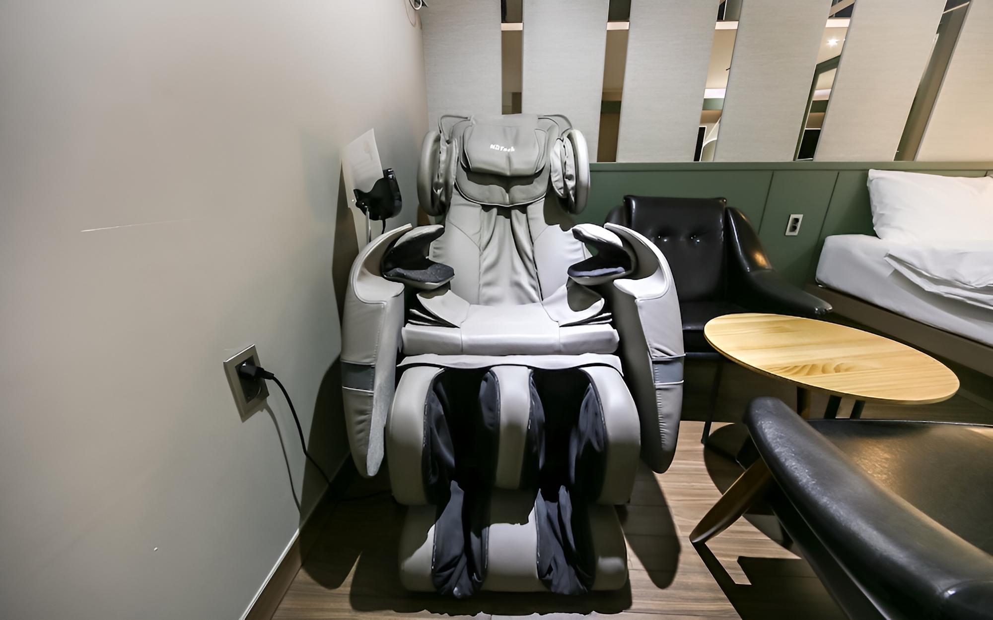 Room (VIP Deluxe) photo 3