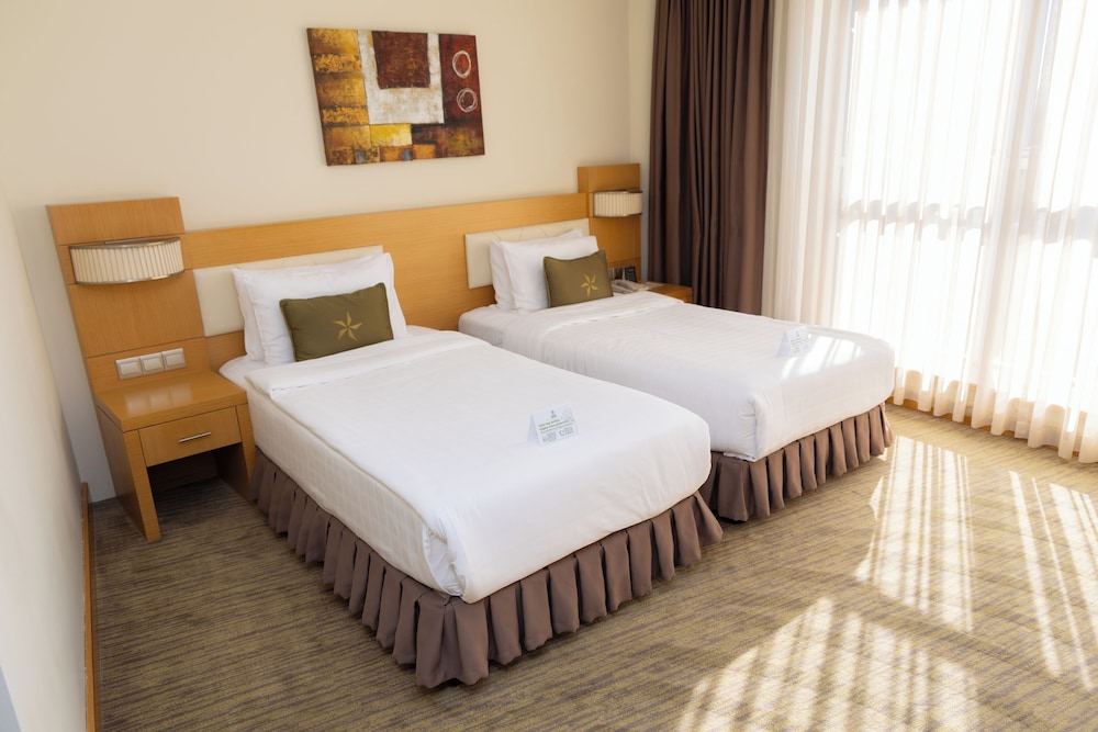 Standard Twin Room - Photo 1