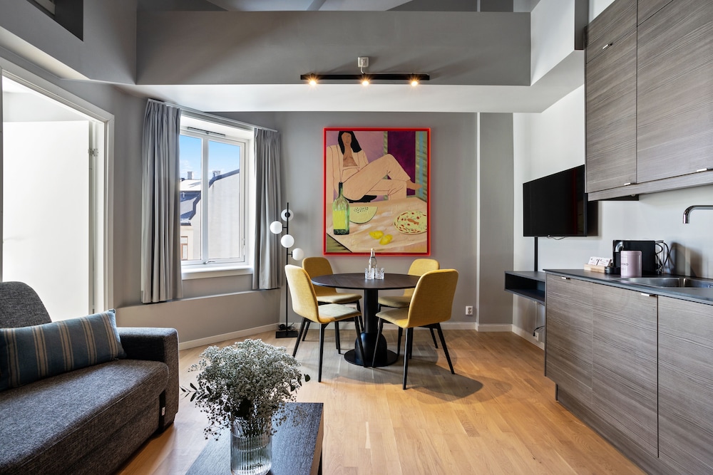1 Bedroom Apartment - Photo 1