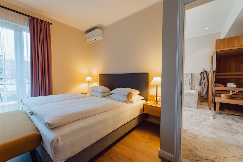 Exclusive Suite, 1 Bedroom, Sauna photo 2