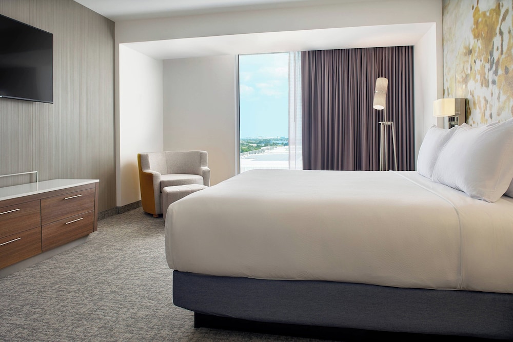 Suite, 1 King Bed with Sofa bed, City View - Photo 1