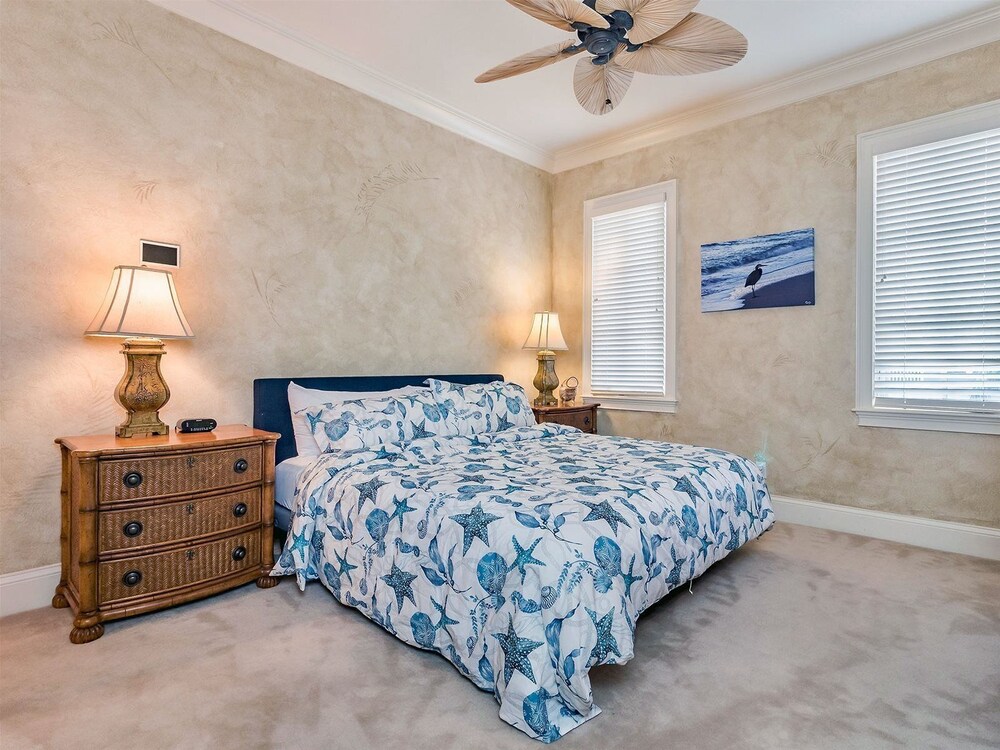 House (Stay A-Wiles) photo 1