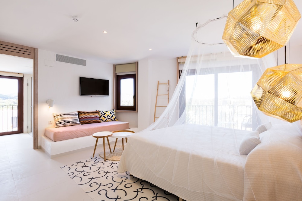 Suite, Resort View
