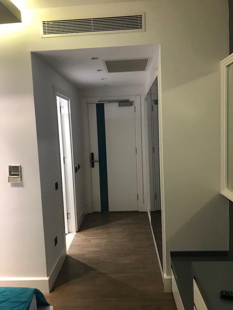 Luxury Quadruple Room - Photo 5