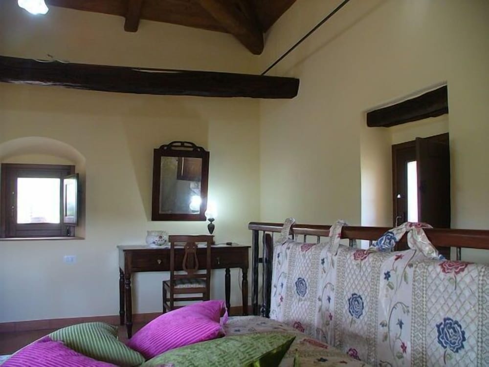 Superior Apartment, 2 Bedrooms, Non Smoking, Courtyard View photo 2