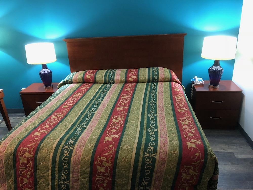 Standard Room, 1 King Bed, Smoking