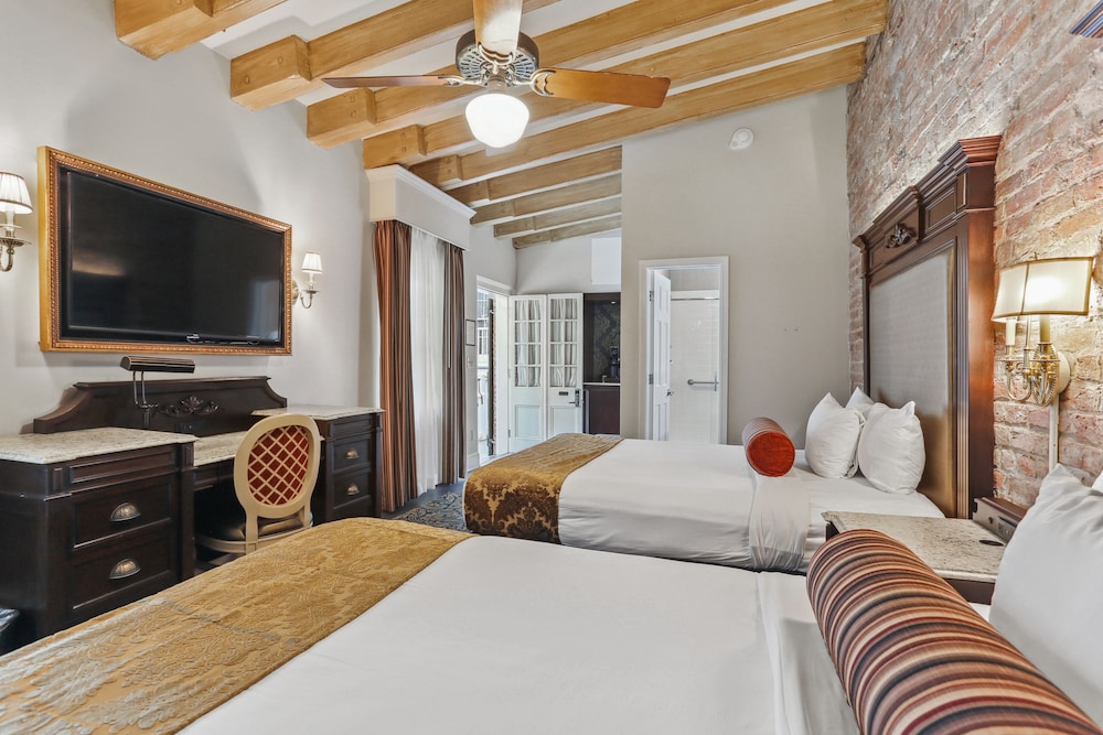Courtyard Room, 2 Queen Beds - Photo 2
