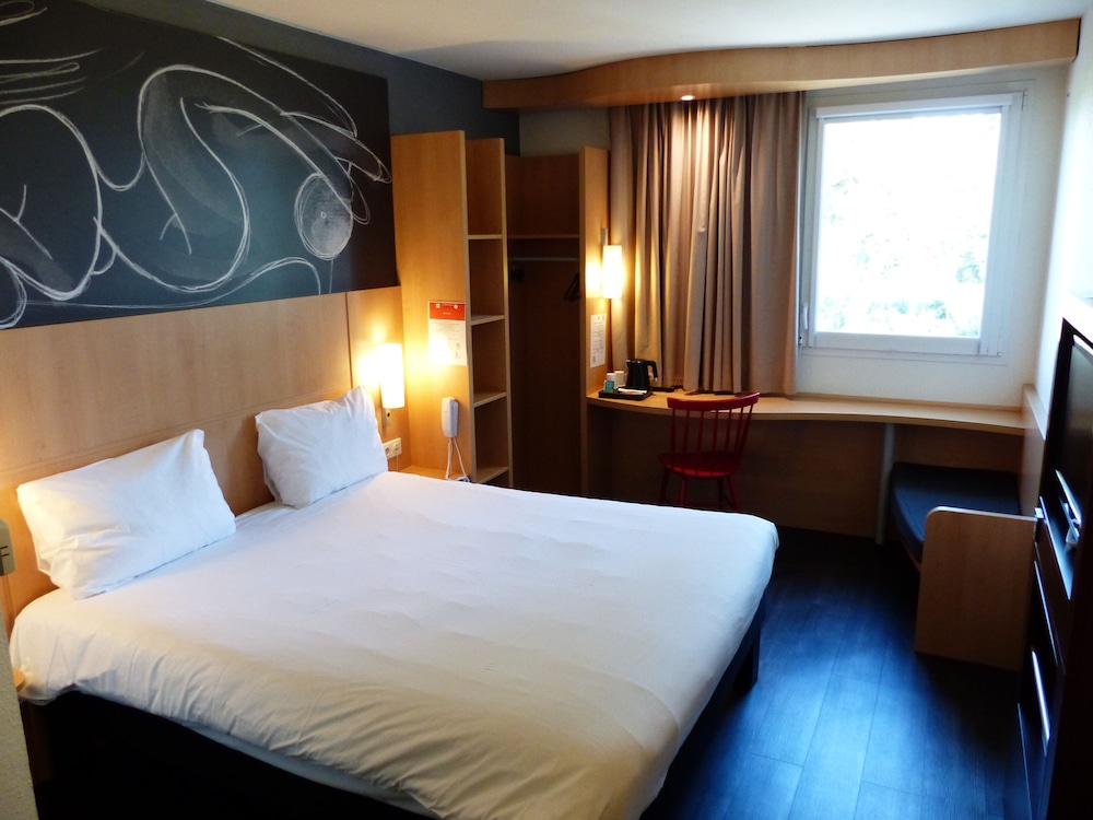 Premium Room, 1 Double Bed (Forest view) - Photo 6
