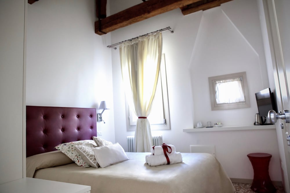 Classic Single Room photo 2