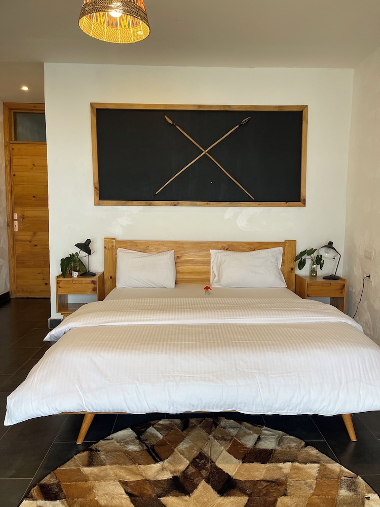 Senior Double or Twin Room, City View photo 2