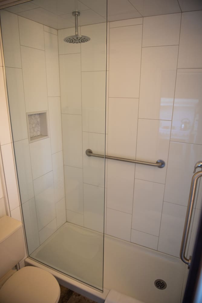 Room, 2 Double Beds, Kitchenette photo 2