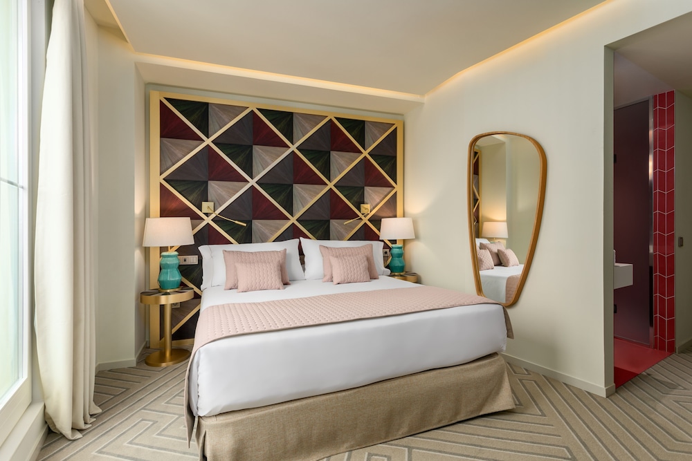Standard Room (View) - Photo 4