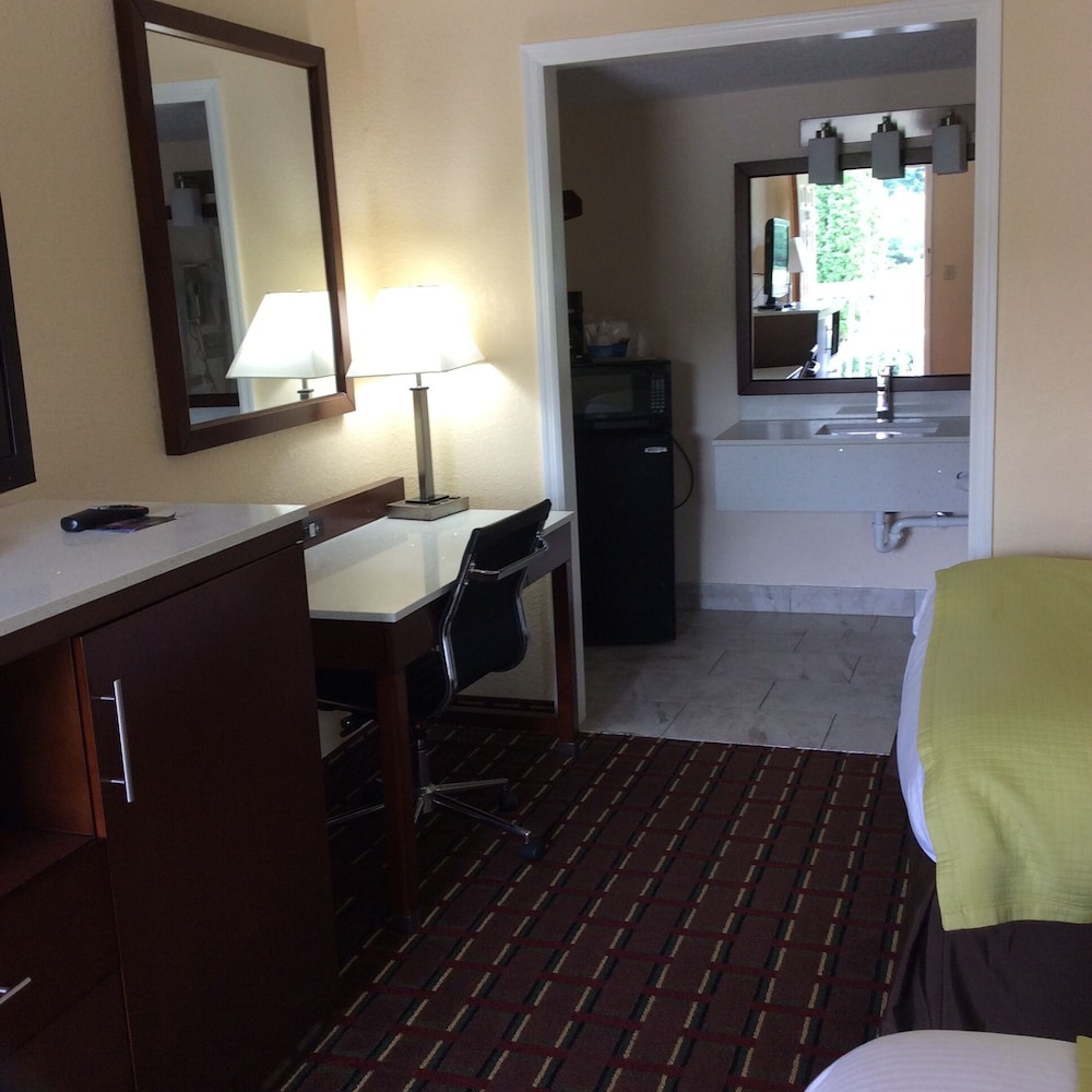 Double Room, 2 Double Beds - Photo 2