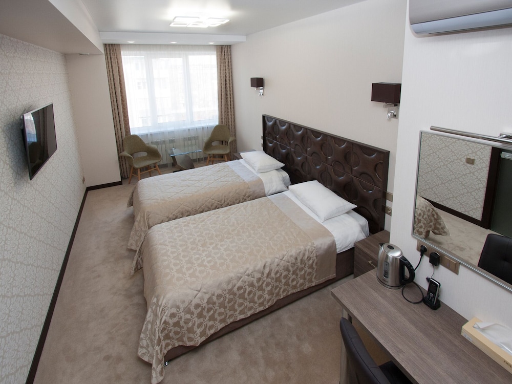 Premium Twin Room photo 3