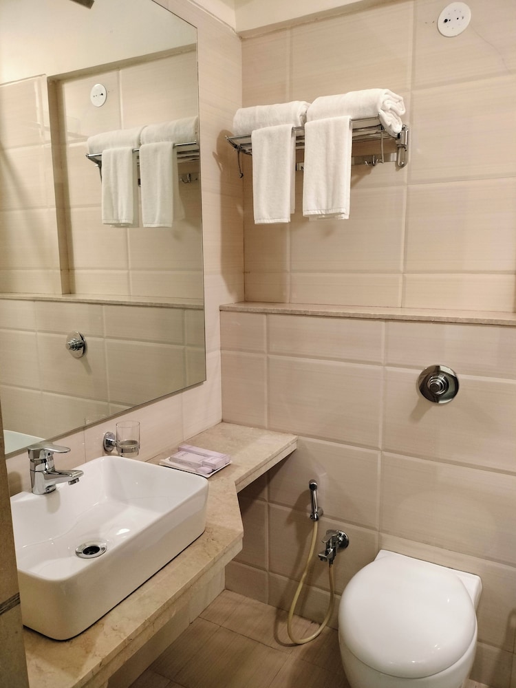 Deluxe Twin Room - Photo 4