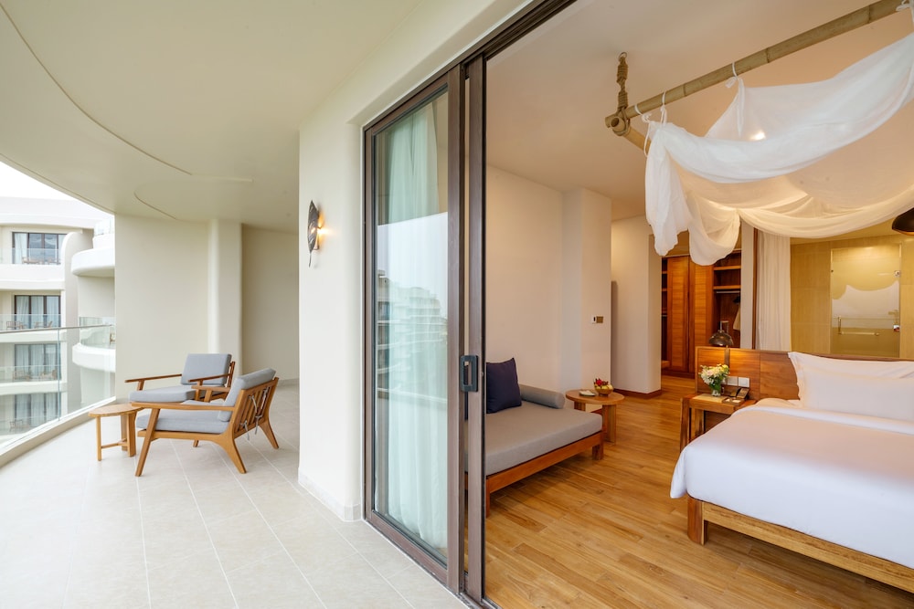 Suite 2 Bedroom Sea View photo 2
