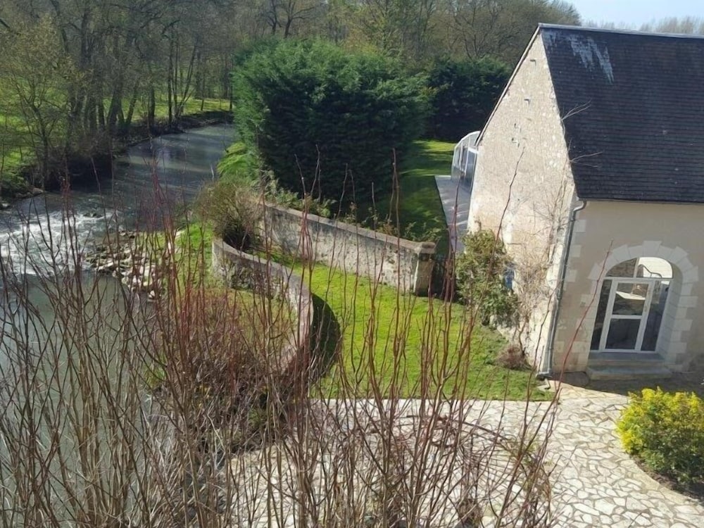 Comfort Twin Room, Private Bathroom, River View (Chambre Montlouis) photo 2
