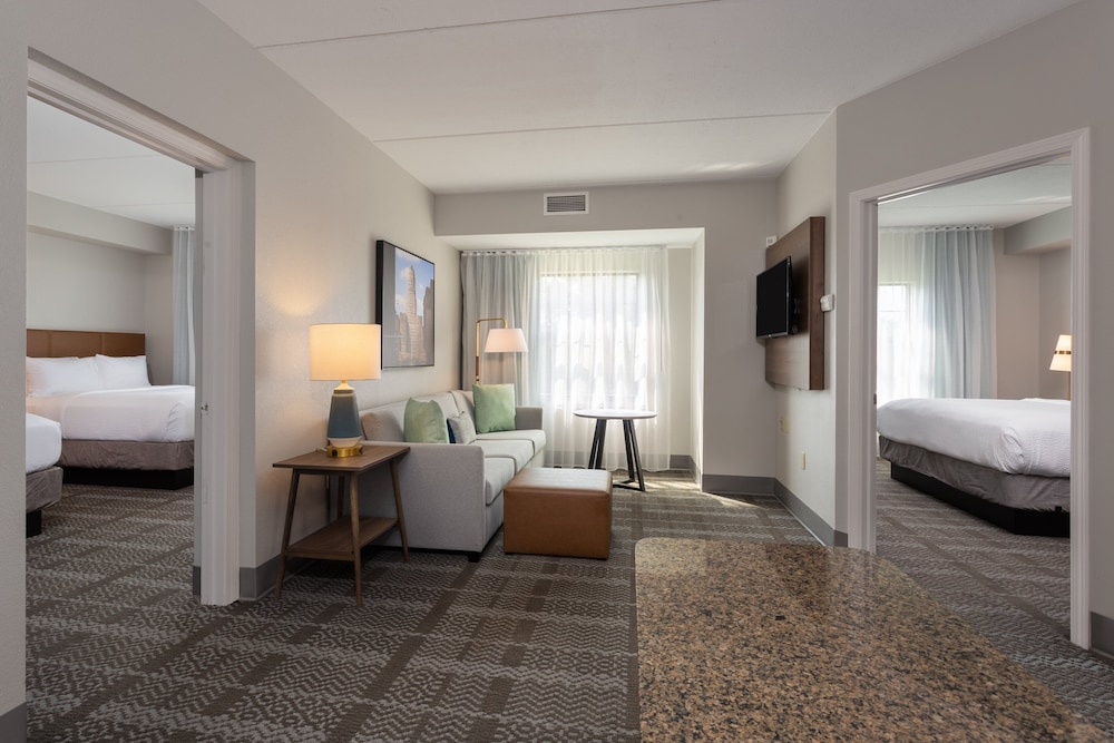 Suite, 2 Bedrooms, Accessible, Kitchen (Comm, Tub)