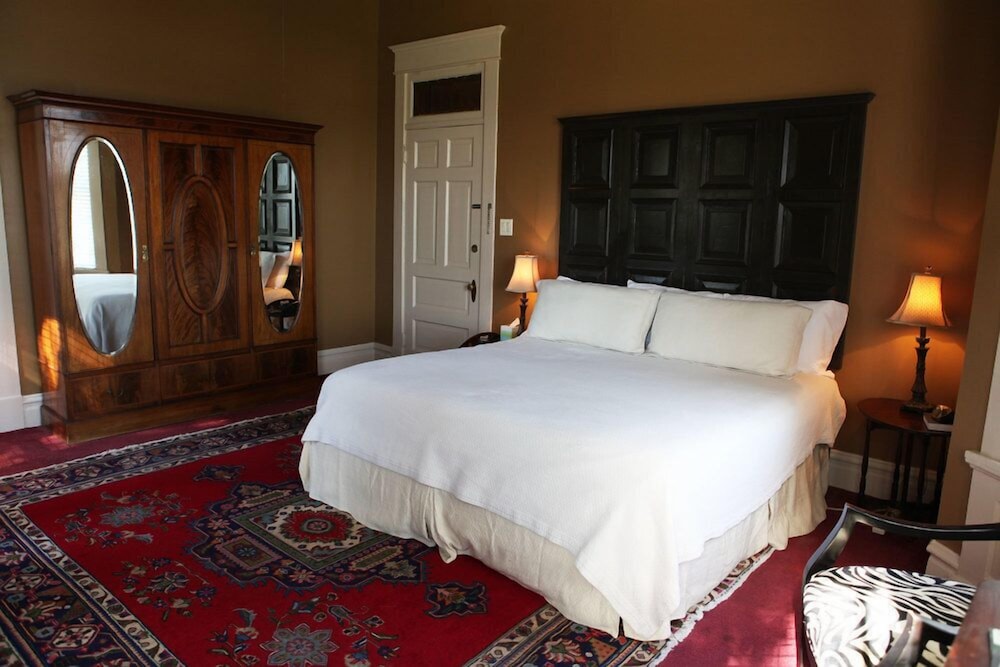 Room, 1 King Bed, Private Bathroom photo 1