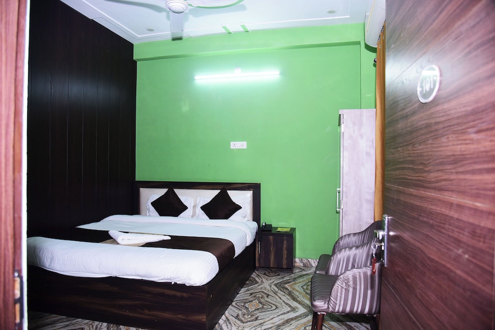 Deluxe Double Room photo 2