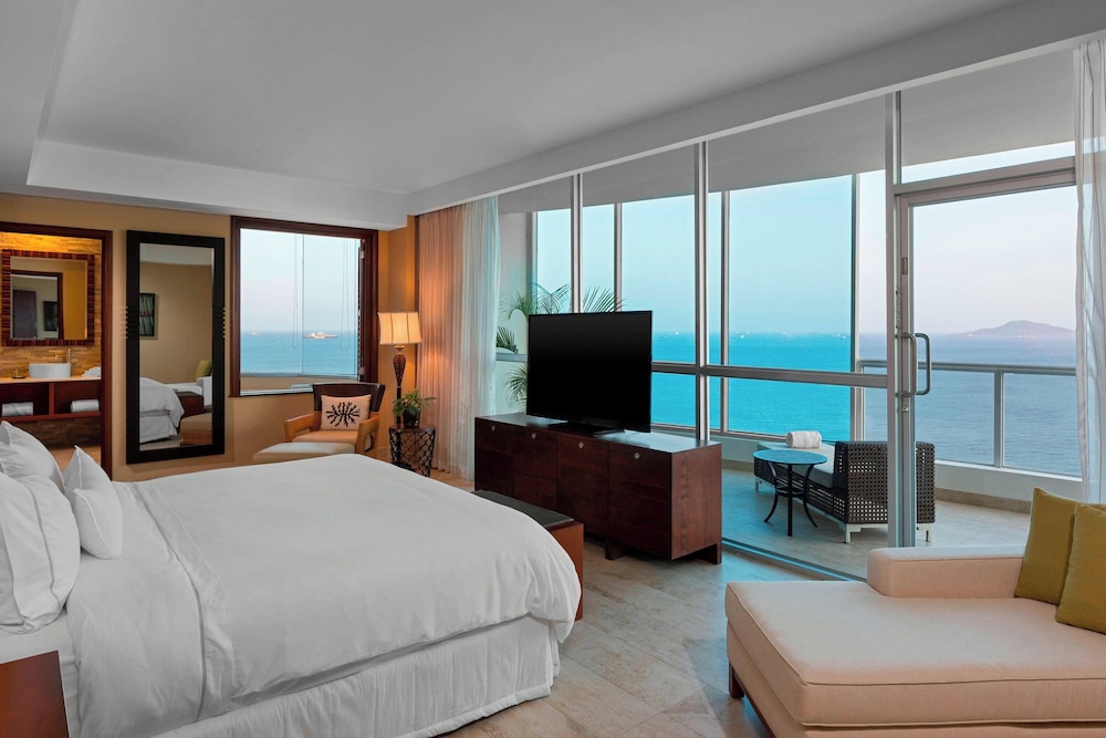Presidential Suite, 1 King Bed, Ocean View