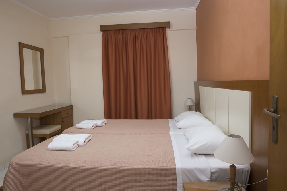 Apartment, 2 Bedrooms (Semi Basement)