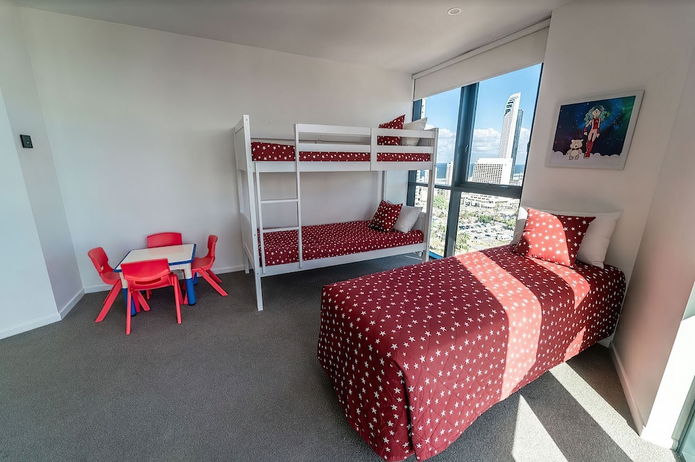 Three Bedrooms Apartment