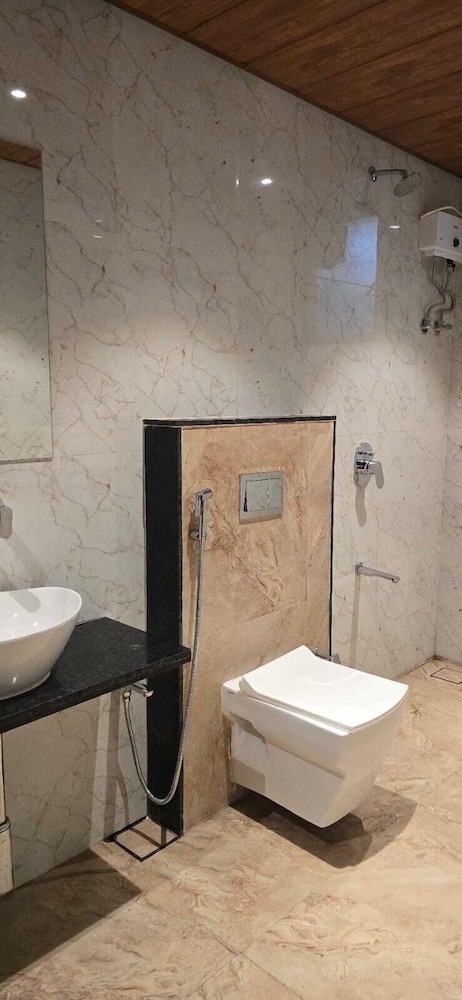 Deluxe Double Room, City View photo 2