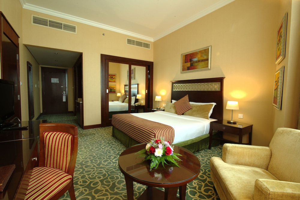 Superior Queen/ Twin Room photo 2